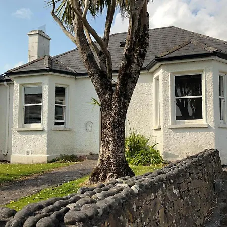 Sonas, The Wood, Dingle, County Kerry 딩글