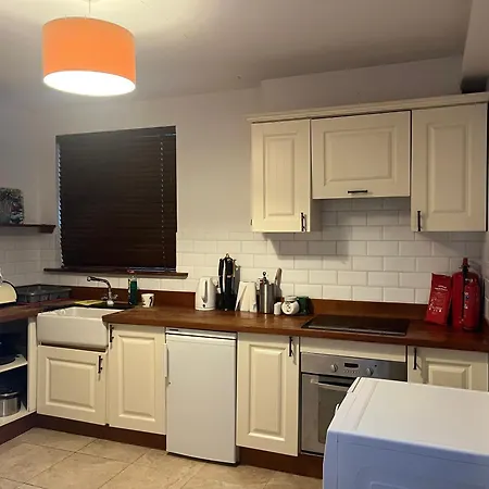 Nyaraló Sonas, The Wood, Dingle, County Kerry Dingle